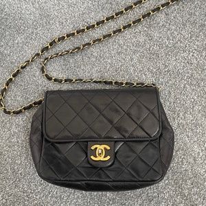 Chanel purse
